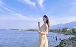 美女被绑在床头四角摸